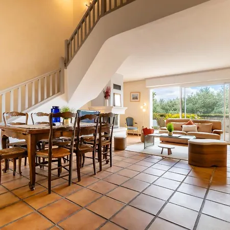 Villa 12-guest Private Pool Near Beziers Boujan-sur-Libron