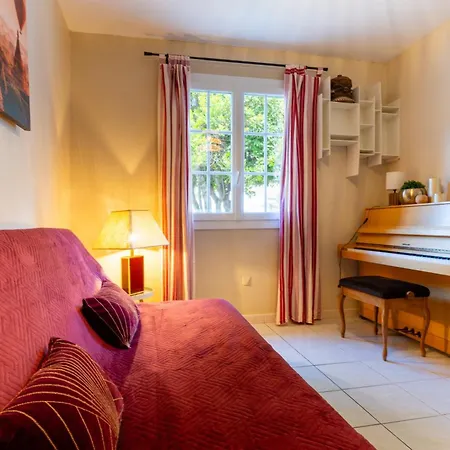 Villa 12-guest Private Pool Near Beziers *