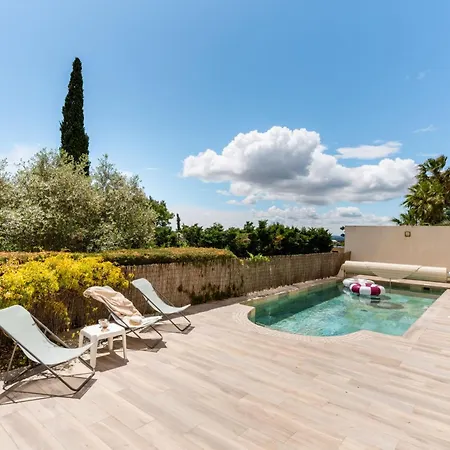 Villa 12-guest Private Pool Near Beziers